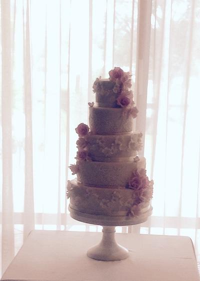 Blossoms and roses - Cake by Sweet Petel