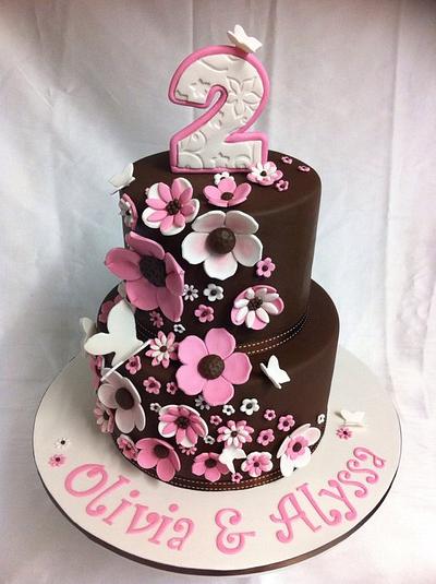 Floral  - Cake by Mardie Makes Cakes