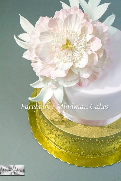 Peony Gold Cake - Cake by MLADMAN