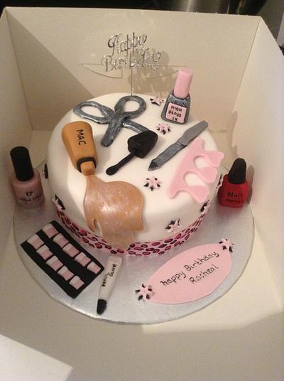 It's all about ya nails !  - Cake by Marie 