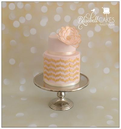 Pink & Gold - Cake by bluebellcakes