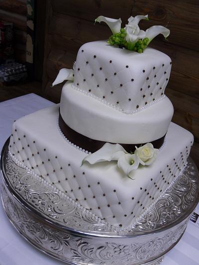 Calla lily wedding cake - Cake by Cathy Leavitt