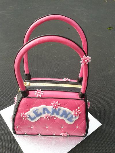Pink handbag - Cake by FANCY THAT CAKES
