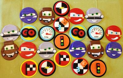 Car cupcake toppers - Cake by Ohmygorgeouscakes