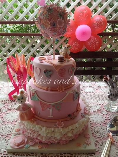Klaire bears 1st birthday <3 - Cake by Kelli Maree 