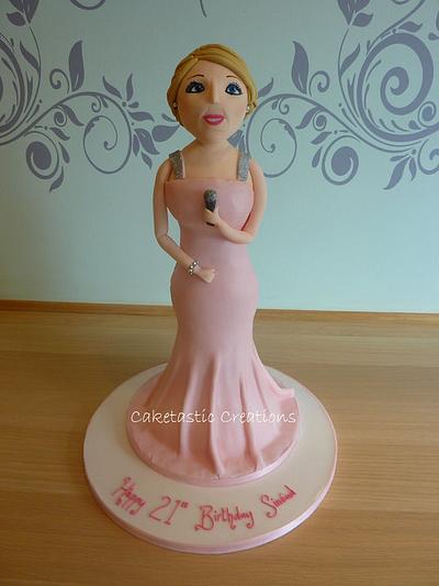 Young lady 21st birthday cake - Cake by Caketastic Creations
