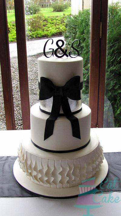 Silver leaf wedding cake - Cake by Eat Cake