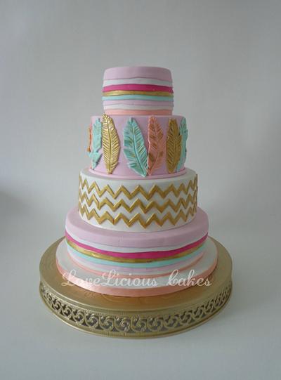 feathers - Cake by loveliciouscakes