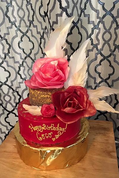 GOLD AND RED ROSES - Cake by Pastelesymás Isa