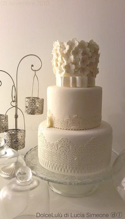 Chic - Cake by Lucia Simeone