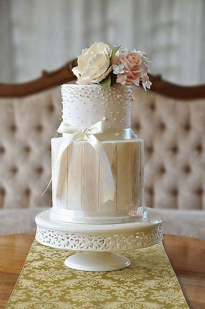 For the love of Vintage - Cake by Sumaiya Omar - The Cake Duchess 