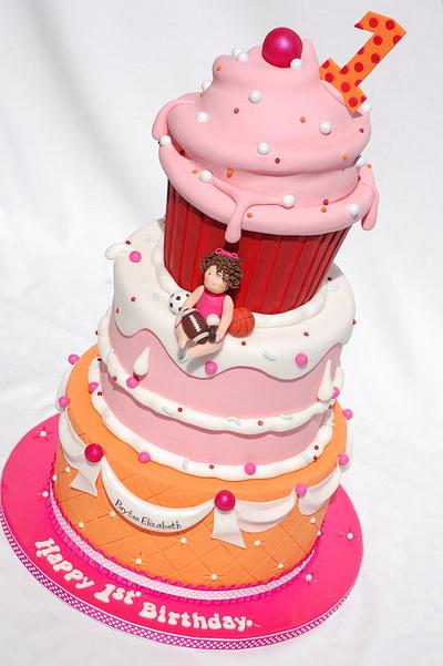Giant Cupcake Cake - Cake by Lesley Wright