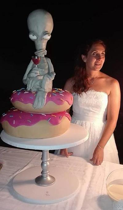 WEDDING CAKE - ROGER AMERICAN DAD - Cake by Sandra MARGARITO