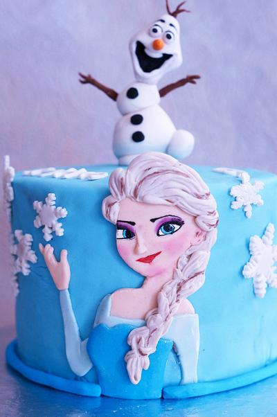 Elsa and Olaf - Cake by Zoeys Bakehouse