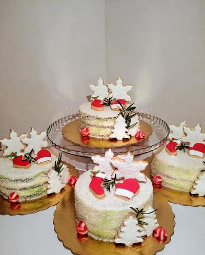 Winter cakes - Cake by Dari Karafizieva