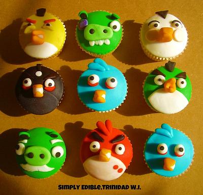Angry Bird Cupcakes - Cake by Shelly-Anne