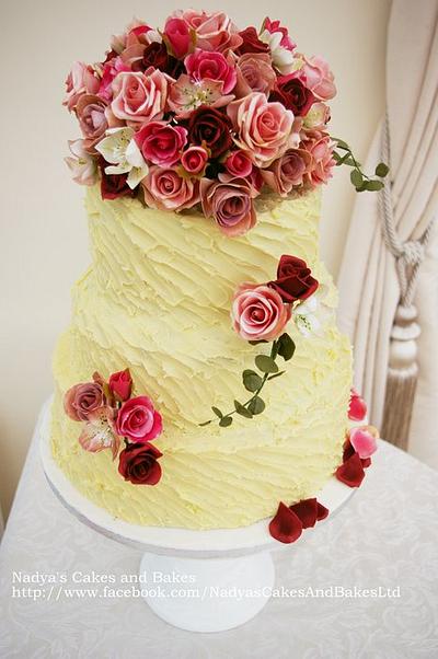 roses and other flowers on a rough white chocolate background - Cake by Nadya