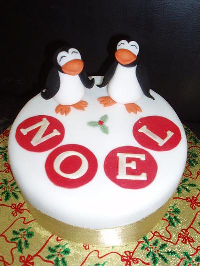 Cute Penguin Christmas Cake - Cake by Janne Regan