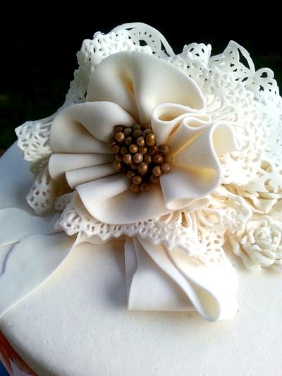 Wedding cake topper - Wedding corsage/accessories - Cake by Danielle