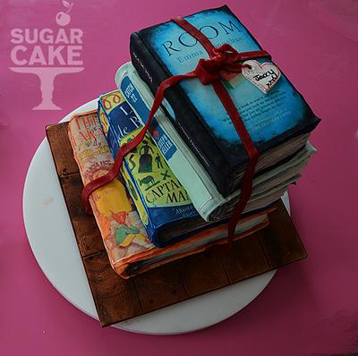 Stack of books - Cake by Cherrycake 