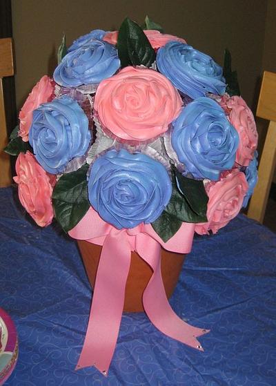 Cupcake bouquet - Cake by Rosalynne Rogers
