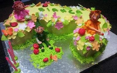 fairy world on 3 - Cake by Sweetest sins bakery