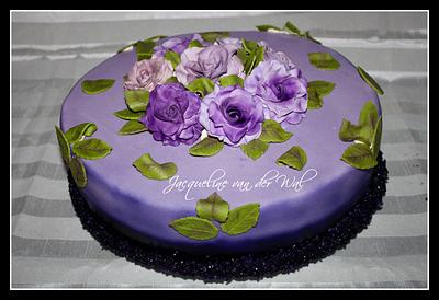 purple rain purple rain .... oh no roses - Cake by Jacqueline
