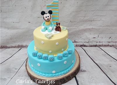 baby Mickey - Cake by Carla 