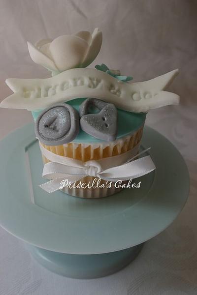 Tiffany inspired cupcake - Cake by Priscilla's Cakes