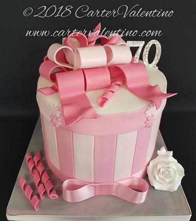 Hat box - Cake by Carter Valentino Ltd