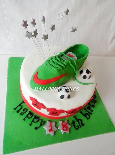 Football shoe cake - Cake by mallorcacakes