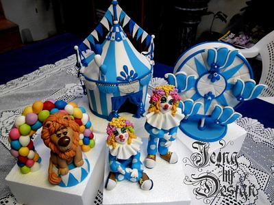 Circus - Cake by Jennifer