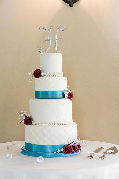 Lovely 4 Tiered Wedding Cake - Cake by Naomi