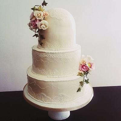 Romantic cake  - Cake by Bakverhalen - Angelique