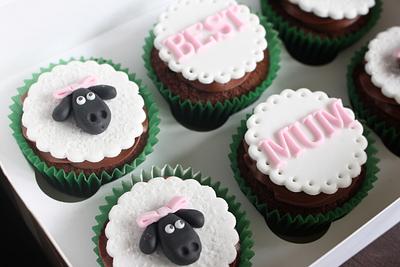 Sheep themed Mother's Day Cupcakes - Cake by Jo's Cupcakes 