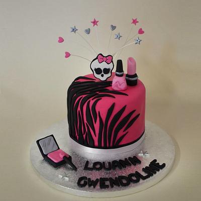 Monster Hight Birthday Cake - Cake by Une Fille en Cuisine