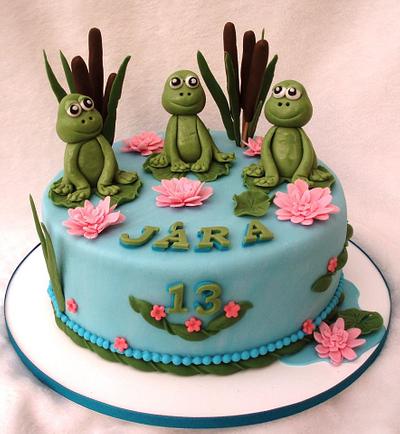 with frogs - Cake by Táji Cakes