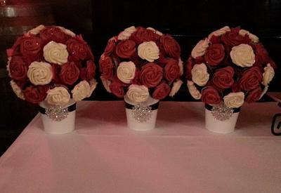Cupcake Bouquets - Cake by BlissfulCakeCreations