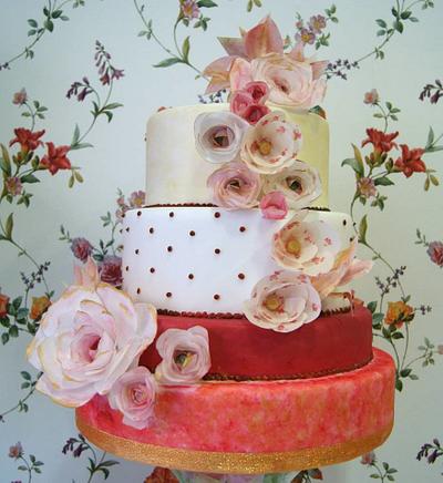 Vintage Wedding Cake - Cake by Sibarum Cakes & Catering