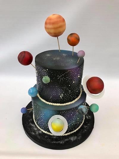 Solar System - Cake by Lorraine Yarnold
