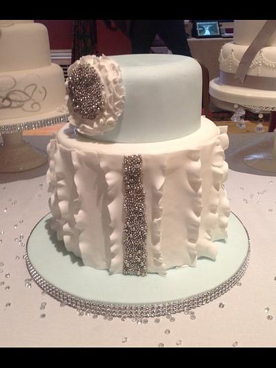 Ruffle wedding cake  - Cake by Kimberly Fletcher