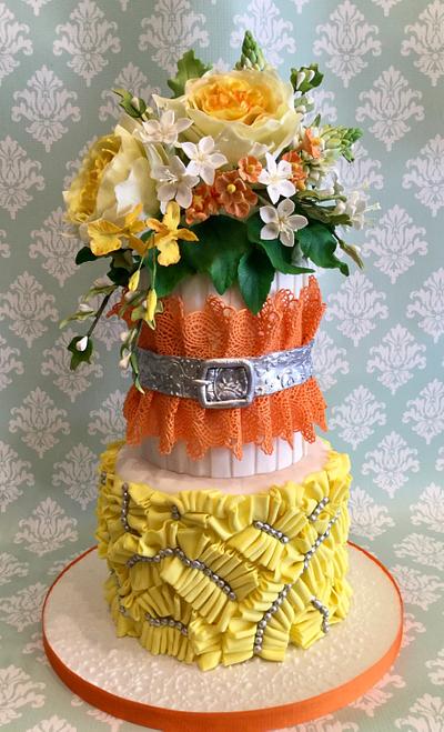 Lace and flowers - Cake by The Elusive Cake Company