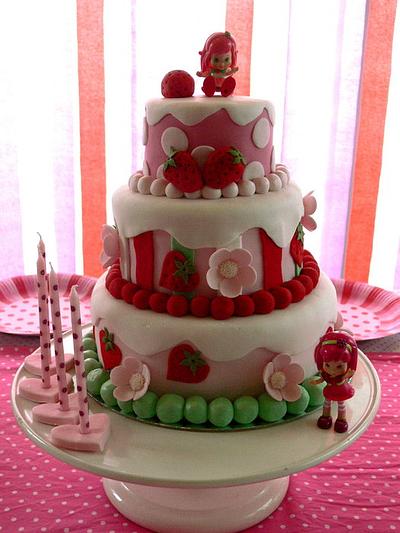 Strawberry Shortcake   - Cake by Cupcake Group Limiited