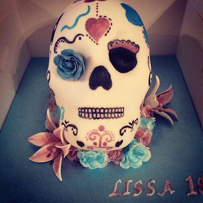 My first skull cake - Cake by Blossomandbluebell
