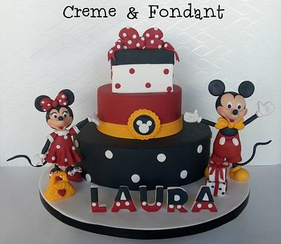 Minnie & Mickey Mouse cake - Cake by Creme & Fondant