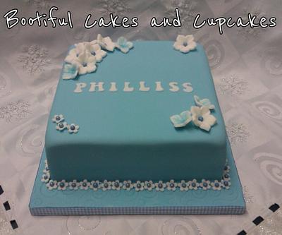 blue with white flowers - Cake by bootifulcakes