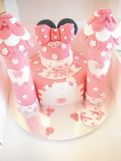 Minnie Castle - Cake by Vanessa Platt  ... Ness's Cupcakes Stoke on Trent