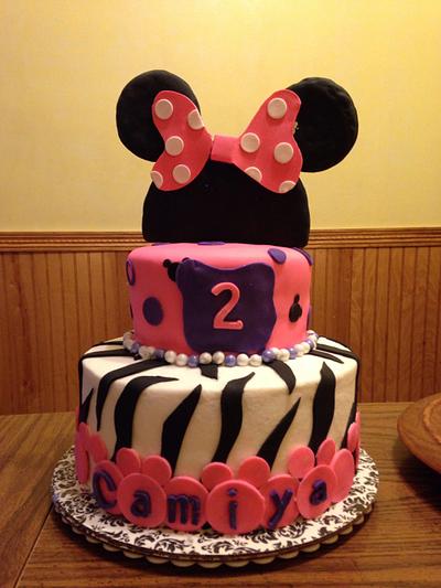 Minnie Mouse and baby smash cake - Cake by Sisters2