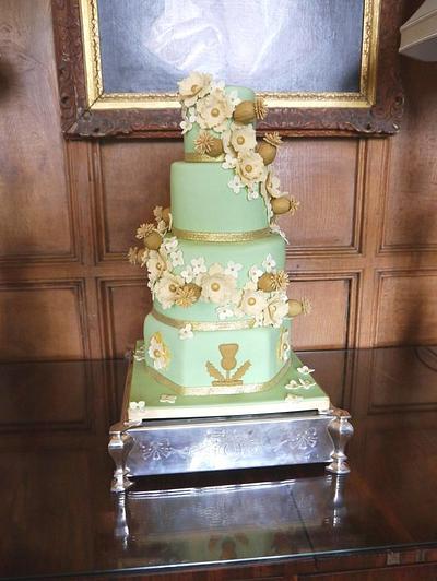 Roses & thistles wedding cake - Cake by Beth Mottershead