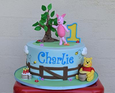 Winnie The Pooh - Cake by Jaymie